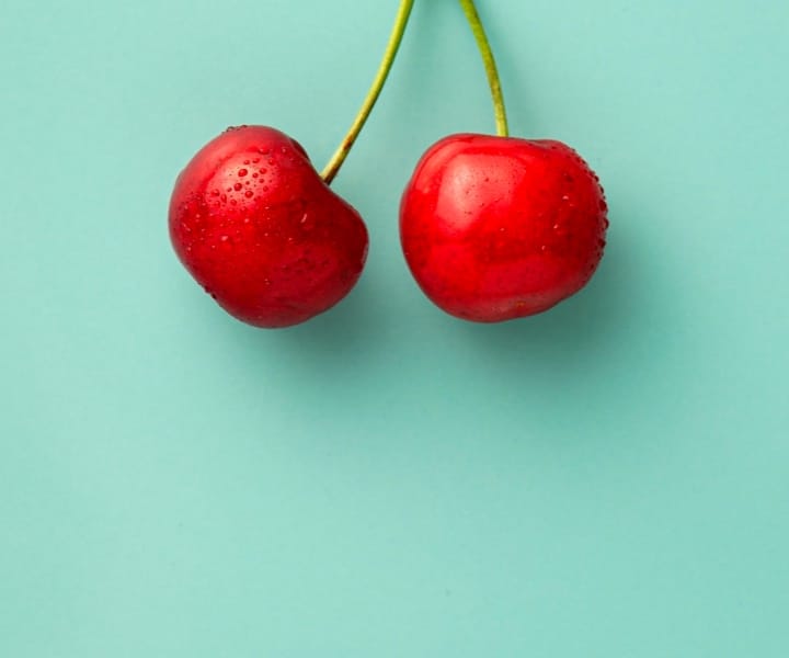 red apples