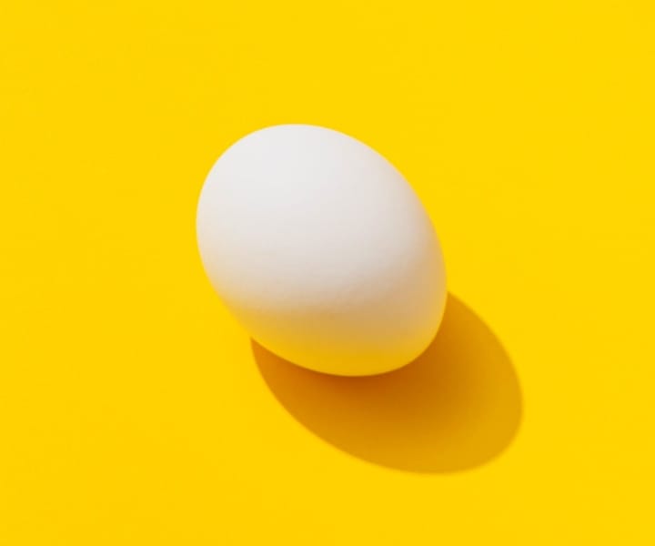 yellow bg egg